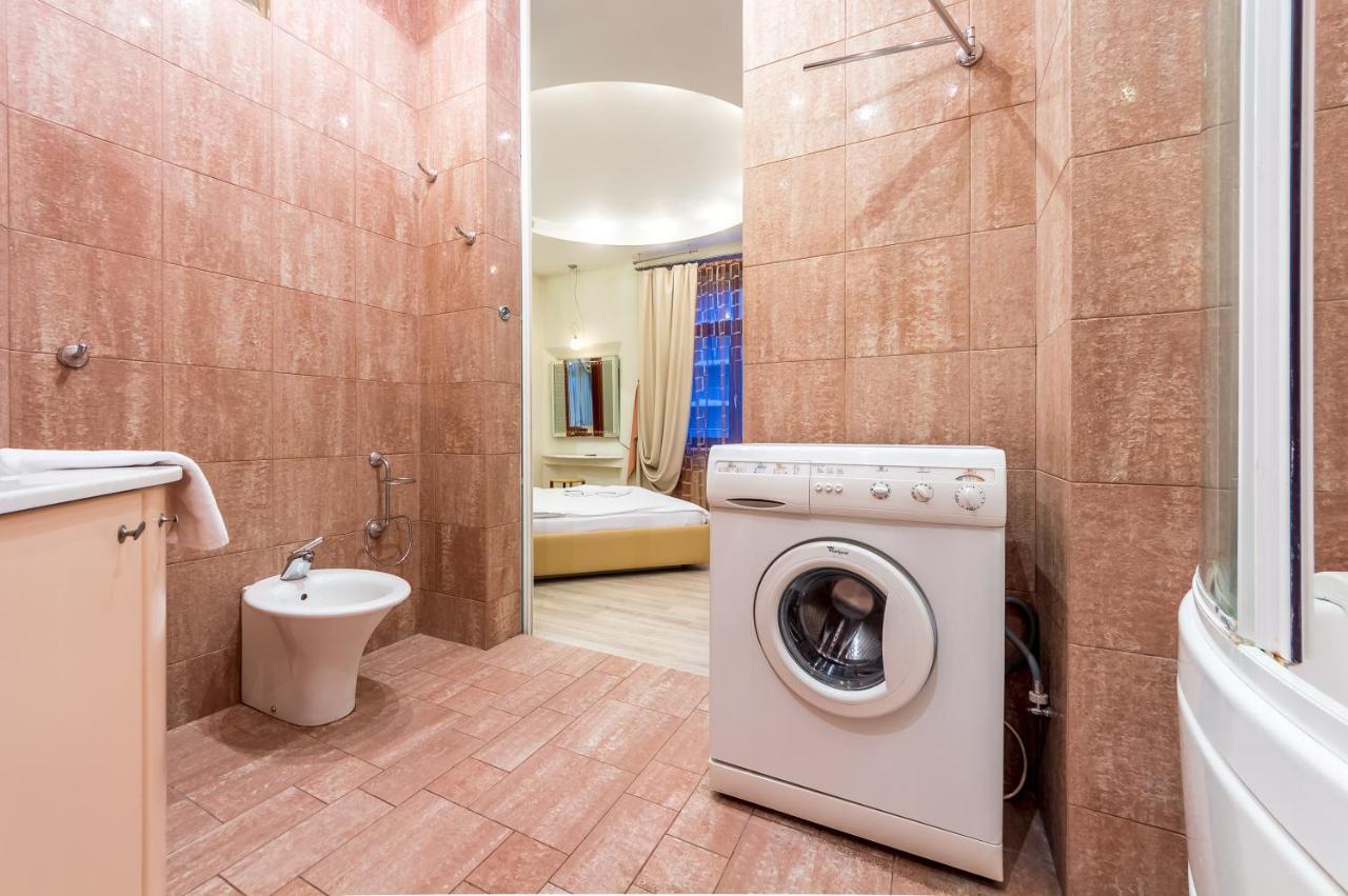 Apartment With Jacuzzi And View On Khreschatyk