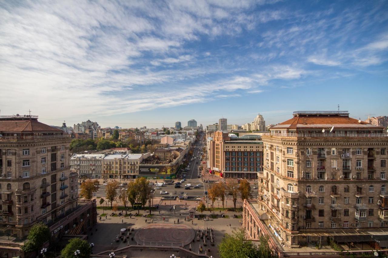 On Khreschatyk *